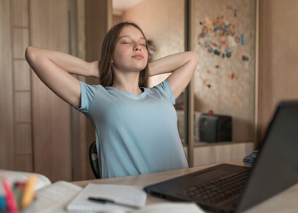 Daha Uzun Süre Uyuyan Ve Uyku Kalitesi Yüksek Olan Öğrencilerin Akademik Özgüvenleri Daha Yüksek